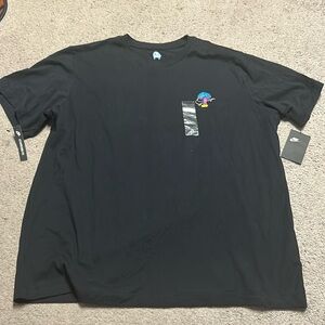 Nike Tee Men’s XXL